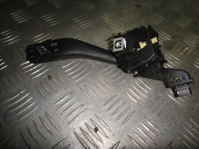 1K0953513 Переключатель подрулевой Golf Plus (05-09)/Caddy (04-15)/Octavia A5 (04-13)/Tiguan (07-11) L б\у (арт. )