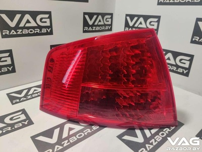 4E0945095C Фонарь задний левый Audi A8 D3 (S8) 2006