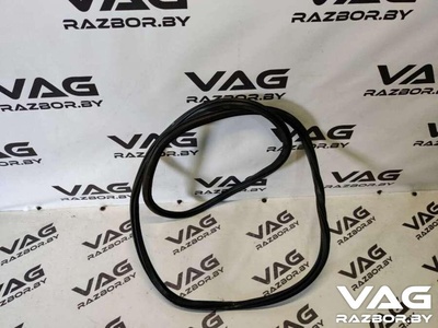 4L0833721 Уплотнитель двери задней левой Audi Q7 4L 2007