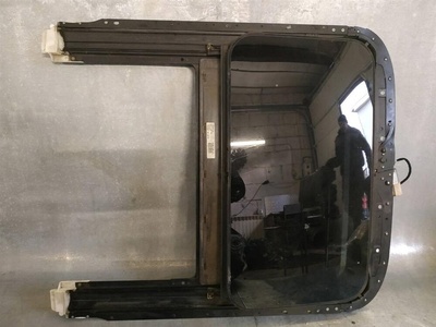 4b9877041H Люк Audi A6 C5 1997-2001 2002 8D0877255C