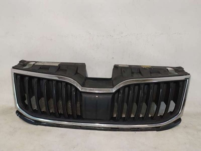 5E0853653A Решетка радиатора Skoda Octavia A7 2016