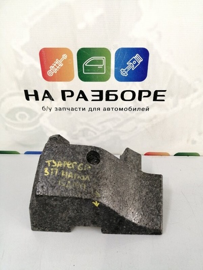 7L6807712 наполнитель бампера Volkswagen Touareg GP, 7LA, 7L6, 7L7 2004 7L6 807 712