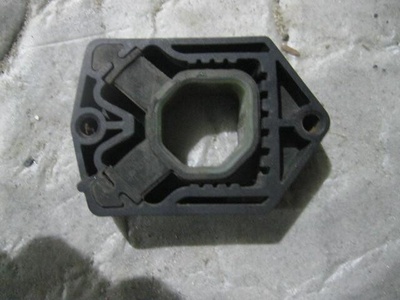 1Z0121367B Кронштейн радиатора Skoda Octavia (A5 1Z-) 2004-2013