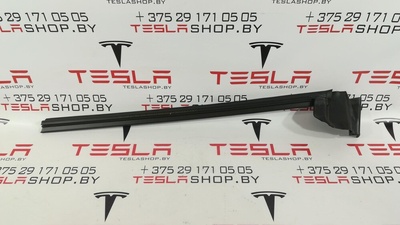 109049600E Уплотнитель Tesla Model 3 2019 1090496-00-E