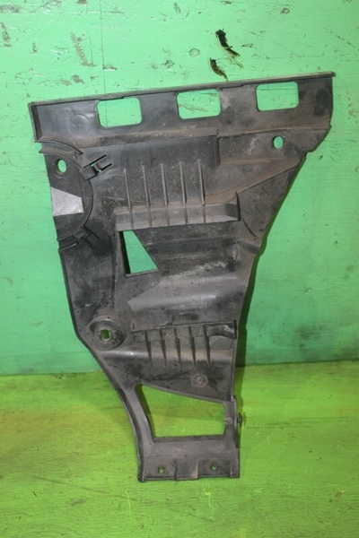 A2038850314 кронштейн бампера MERCEDES C-CLASS W203