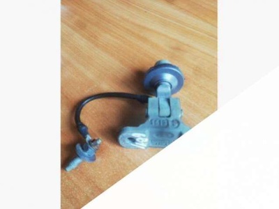 4H2243000AB Петля крышки багажника Land Rover Discovery 4 2011 купить бу по цене 2147 руб. Z13907170 - iZAP24