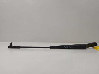 1T0955409A Щеткодержатель (поводок стеклоочистителя, дворник) Volkswagen Touran 2004