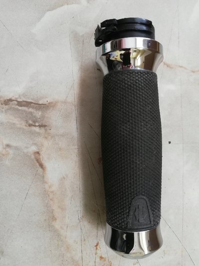 Harley davidson с ручкой закона.