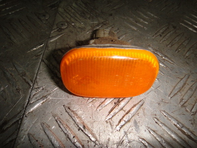 T113731010 Повторитель поворота Tiggo T11 (06-) б/у (арт. )