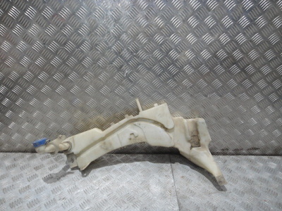 4M5113K163CF Бачок омывателя Focus 2 (05-11)/C-Max (03-11) под омыватель фар б\у (арт. )