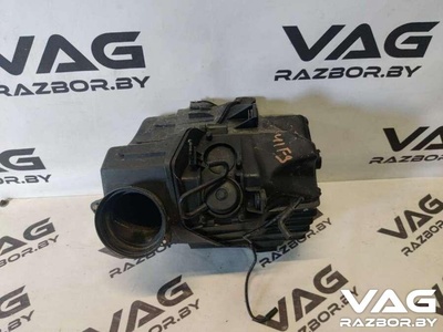 079133836A Корпус воздушного фильтра Audi A8 D3 (S8) 2008 ,4E0129620C