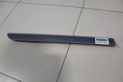 A16469054621693 Молдинг двери правый задний Mercedes M-klasse W164 ML 2005-2011 купить бу в Новосибирске по цене 899 руб. Z16956950 - iZAP24