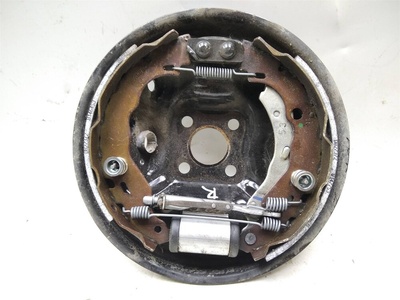 440003960R Пыльник барабана тормозного правый Lada/ВАЗ лада Лада X-RAY 2015-2022 купить бу по цене 1506 руб. Z36274937 - iZAP24