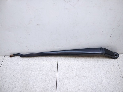 8521160300 Поводок стеклоочистителя передний правый toyota Land Cruiser (TRJ150) Prado 2009- купить бу по цене 5933 руб. Z33442362 - iZAP24