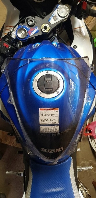 Стекло gsxr 1000 k9 k10 , l1 , l2 , l4