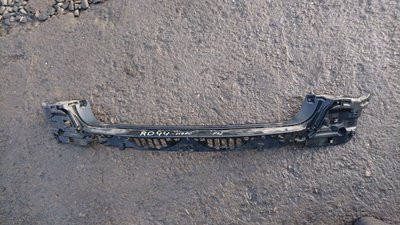 51127183883 Крепление заднего бампера центральное BMW 7 (F01, F02, F03, F04) 2010