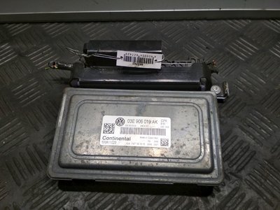 5WA11023 Блок управления двигателем Volkswagen Polo 5 (2009-2022) 2014 ,03E906019AK