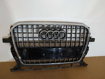 8R0853651R Решётка радиатора Audi Q5 1 2016 , 8R0853651AB
