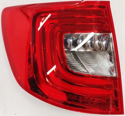 3T9945095A skoda superb универсал рестайлинг 13 - фонарь новый orygn