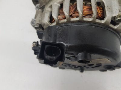 12317521135 Генератор BMW 5 E60/E61 2004-2010