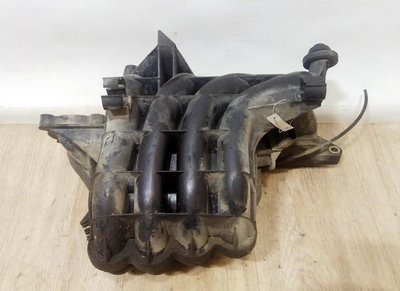 0261230031 коллектор впускной Volkswagen Golf 3 1999 ,06B906051