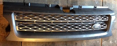 LR020926 Решетка радиатора передний LAND ROVER Range Rover Sport 2009 – 2013 I рестайлинг 2011 , LR018417