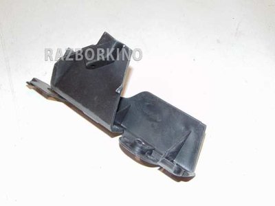 7701207057 Кронштейн заднего бампера Renault Symbol 1 CB