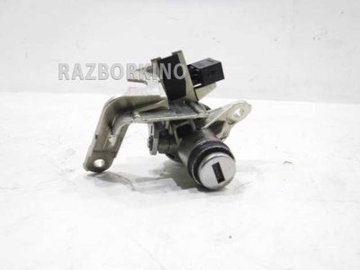107827573CE Замок багажника Audi A8 D3 4E 2003-2010