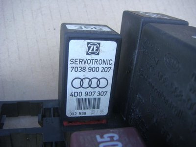 4D0907307 реле AUDI A8 (D2) 1994-2003 AUDI A8 (D2) 1994-2003 1995 ,
