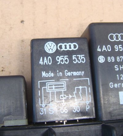 4A0955535 реле AUDI A8 (D2) 1994-2003 1995