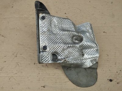 8D0199306G кронштейн двигателя VOLKSWAGEN PASSAT (B5) 2000-2005 VOLKSWAGEN PASSAT (B5) 2000-2005 , Совместимые OEM номера 8D0199308L