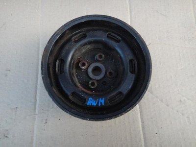 06B105243D шкив коленвала VOLKSWAGEN PASSAT (B5) 2000-2005 VOLKSWAGEN PASSAT (B5) 2000-2005 ,