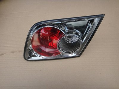 GR1B513F0B фонарь крышки багажника MAZDA 6 (GG) 2002-2007 MAZDA 6 (GG) 2002-2007 2006 GR1B-51-3F0B, Совместимые OEM номера GR1B-51-3F0B,GR1B-51-3H0B