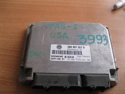 3B0907557D Блок управления двигателем VW Passat (B5) 1996-2000