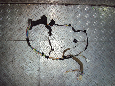 B32H67190D Электропроводка двери Mazda 3 BK (02-09) пер.R Б\У правый руль