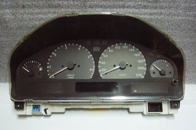 AMR3970 Панель приборов Land Rover Range Rover Classic 2 P38A