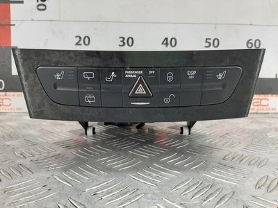 A2118275542 Чейнджер компакт дисков Mercedes E-Class (W211) (2002-2009) 2003 ,80
