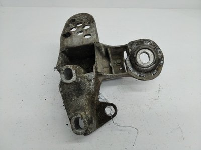 4B0199351B Кронштейн прочий Audi A6(C5) 1998