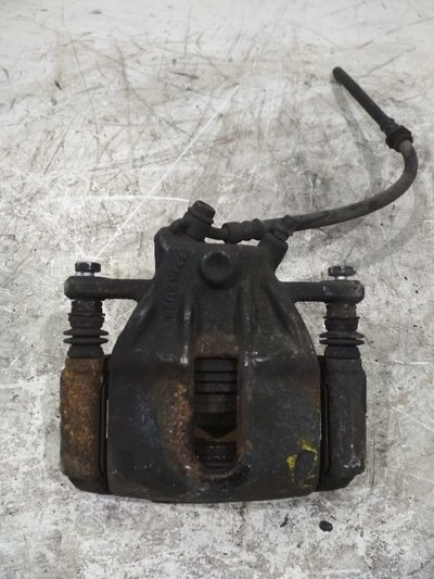 8863D суппорт тормозной передний левый Nissan Note E11 2009 8863-D