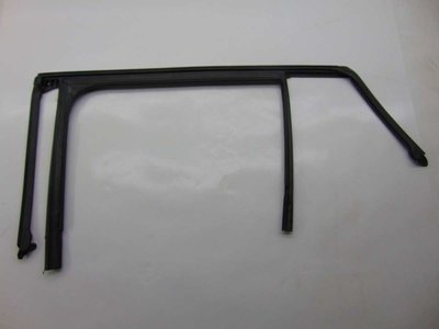 A2537352200 Уплотнитель Mercedes GLC w253 (2015 - 2019) 2018