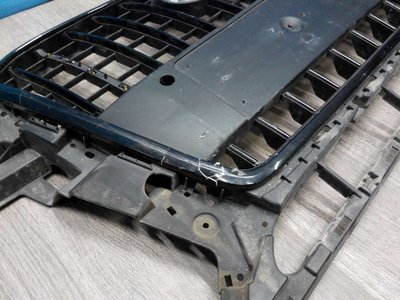 8R0853651SVMZ Решетка радиатора Audi Q5 1 8R 2008-2017 8R0853651S VMZ