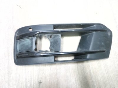 4M08076814W3 Решетка в бампер нижняя левая Audi Q7 2 2015-нв 4M0 807 681 AA 4W3