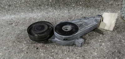 058903133 Натяжитель ремня агрегатов 1.6 - 1.8i1.8Ti. Audi A4 B5 1997