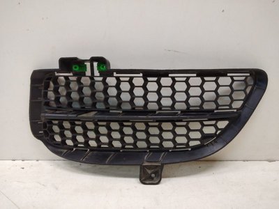 7L6853665A9B9 Решетка бампера Volkswagen Touareg 1 2008-2010
