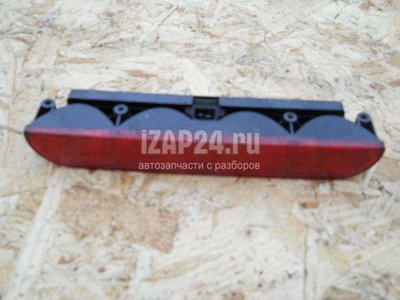 8D5945122 Фонарь задний (стоп сигнал) VAG A8 [4D] (1999 - 2002)