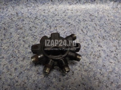 8200057345 Рейка топливная (рампа) Renault Micra (K12E) (2002 - 2010)