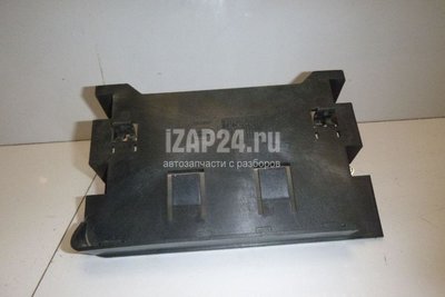 YRN000102 Кронштейн блока управления двигателем Land Rover Discovery III (2004 - 2009)