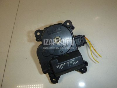 0637008320 Моторчик заслонки отопителя Denso RAV 4 (2000 - 2005) 063700-8320