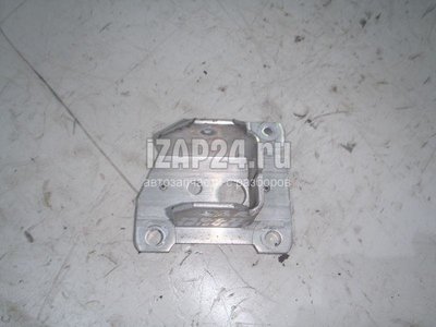 8200010164 Кронштейн усилителя заднего бампера правый Renault Megane II (2003 - 2009)