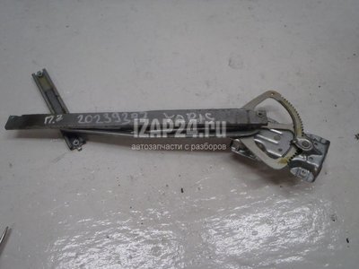 698100D031 Стеклоподъемник механ. передний правый Toyota Yaris (2005 - 2011)